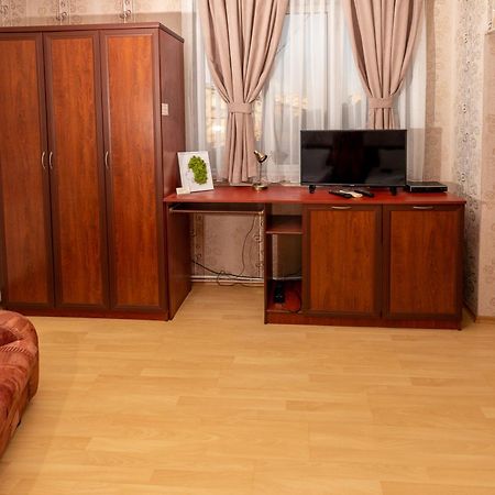 Hotel Kibor Gulubovo  ภายนอก รูปภาพ