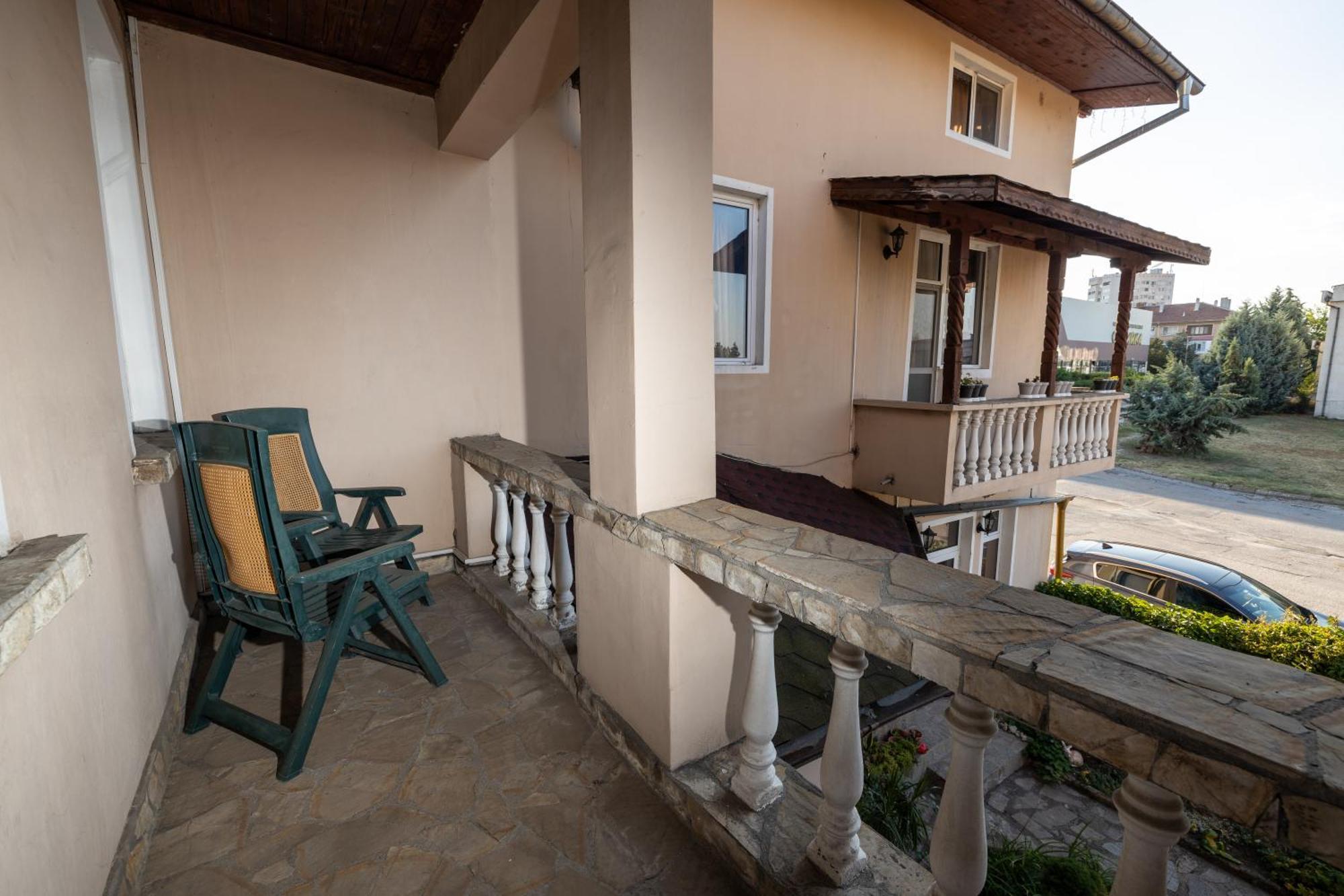 Hotel Kibor Gulubovo  ภายนอก รูปภาพ