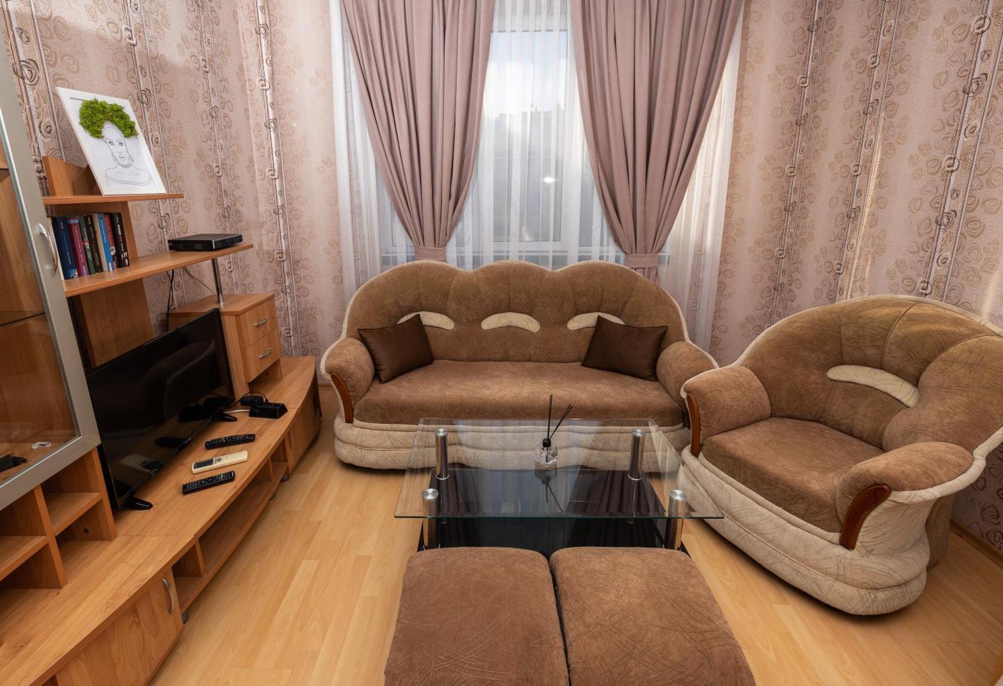 Hotel Kibor Gulubovo  ภายนอก รูปภาพ