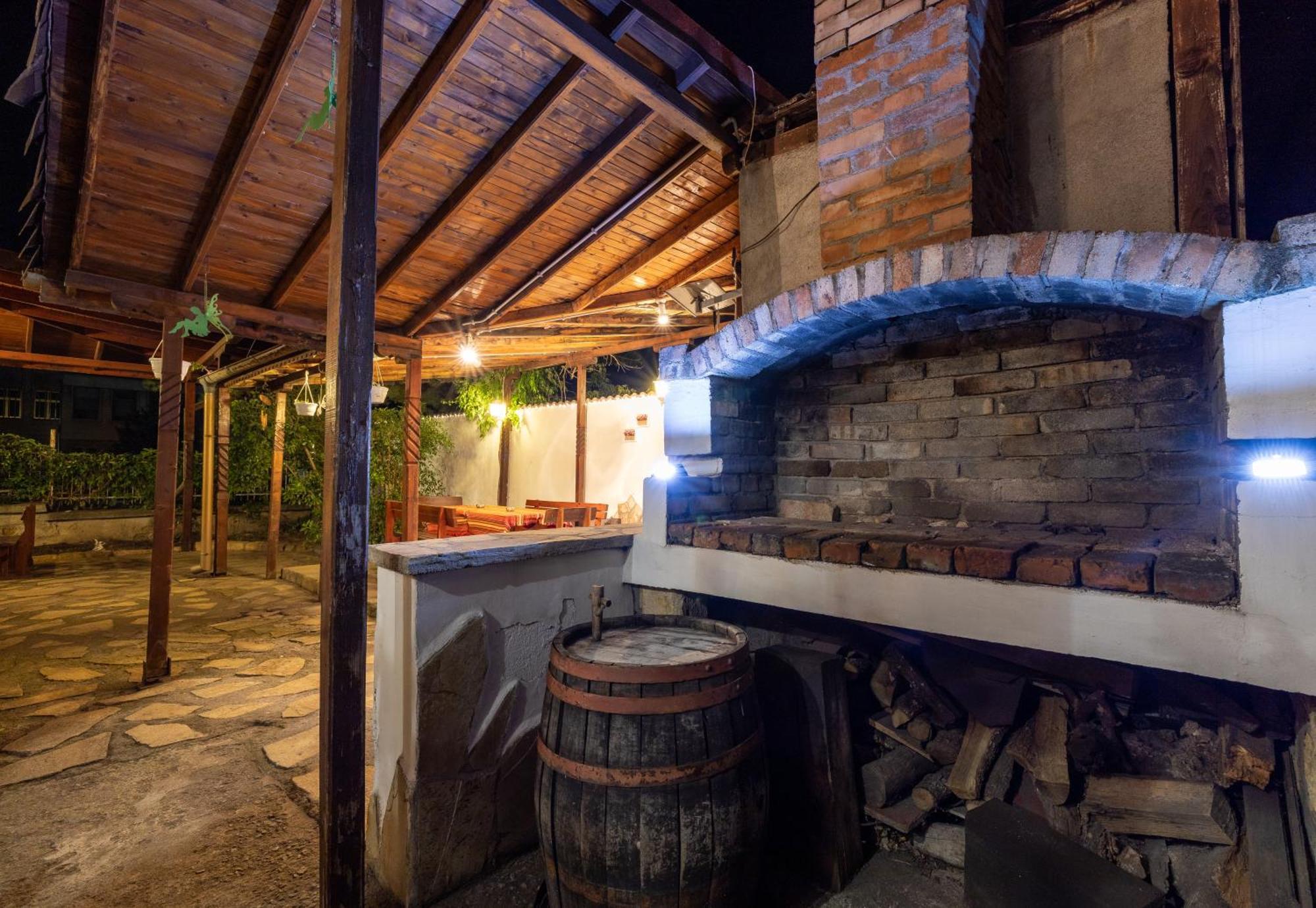 Hotel Kibor Gulubovo  ภายนอก รูปภาพ